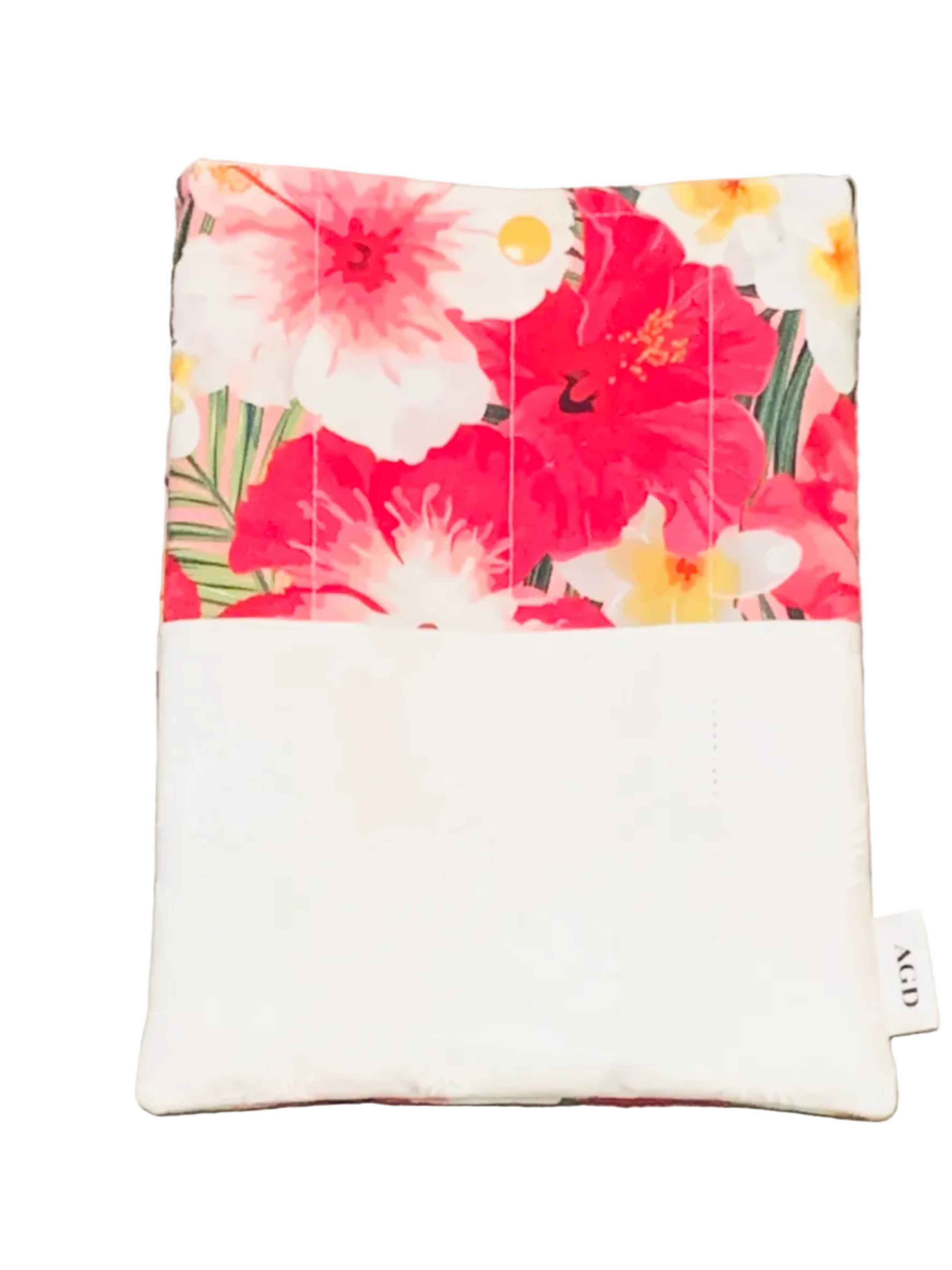 QUILTED BOOK SLEEVE TABLET SLEEVE