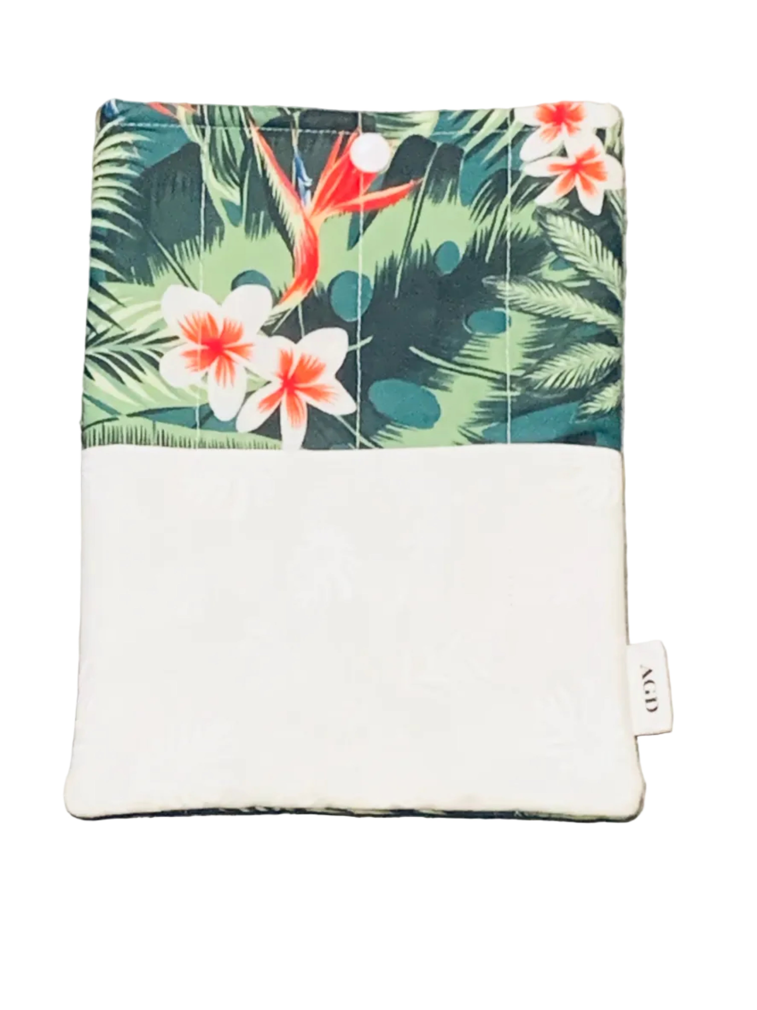 QUILTED BOOK SLEEVE TABLET SLEEVE